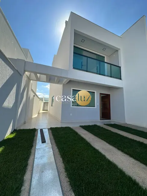 Foto 1 de Casa com 3 quartos à venda, 180m2 em Sarzedo - MG