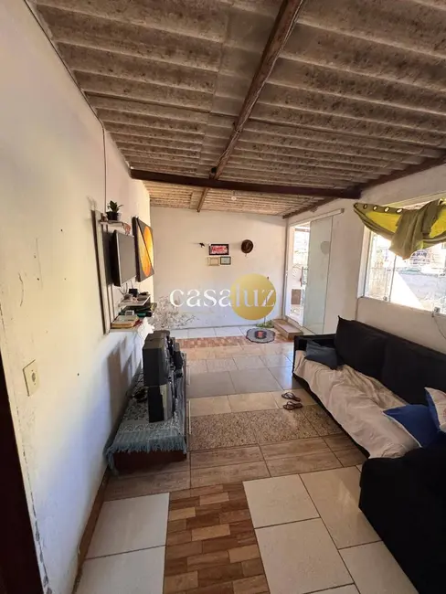 Foto 2 de Casa com 4 quartos à venda, 150m2 em Belo Horizonte - MG