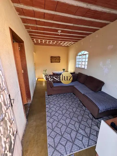 Foto 2 de Casa com 3 quartos à venda, 250m2 em Sarzedo - MG