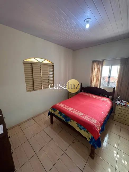 Foto 2 de Casa com 3 quartos à venda, 380m2 em Sarzedo - MG
