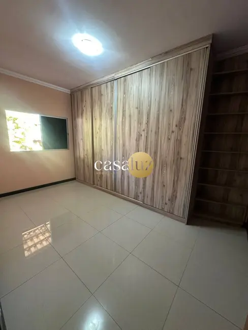 Casa com 2 quartos à venda, 360m2 em Mario Campos - MG - imagem 8 Foto 8 de Casa com 2 quartos à venda, 360m2 em Mario Campos - MG