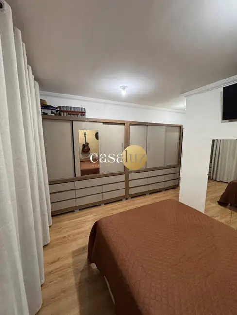 Foto 8 de Casa com 3 quartos à venda, 180m2 em Sarzedo - MG