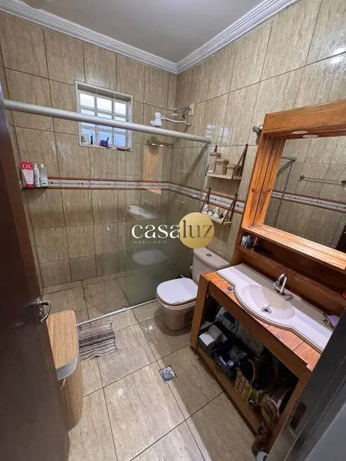 Foto 9 de Casa com 3 quartos à venda, 180m2 em Sarzedo - MG