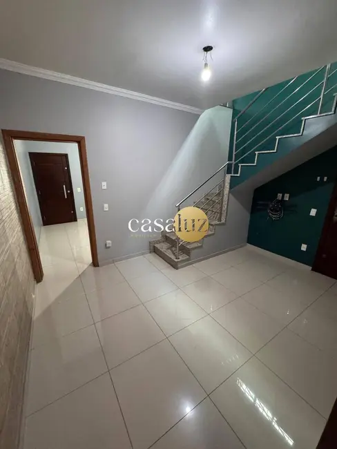 Foto 3 de Casa com 3 quartos à venda, 180m2 em Contagem - MG