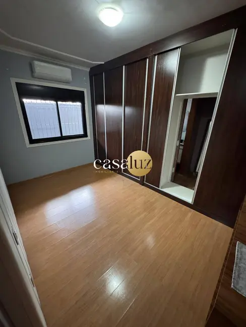 Foto 4 de Casa com 3 quartos à venda, 180m2 em Contagem - MG