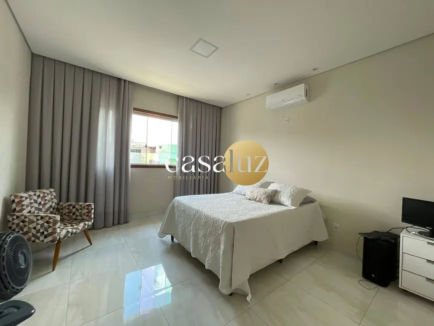 Foto 4 de Casa com 5 quartos à venda, 360m2 em Sarzedo - MG
