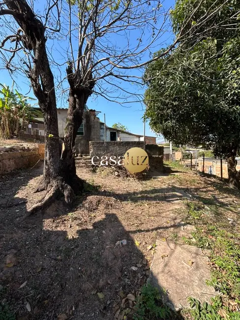 Foto 3 de Terreno / Lote à venda, 360m2 em Sarzedo - MG
