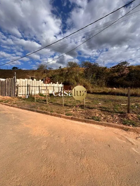 Foto 4 de Terreno / Lote à venda, 300m2 em Sarzedo - MG