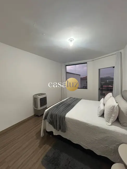 Foto 7 de Casa com 3 quartos à venda, 82m2 em Sarzedo - MG