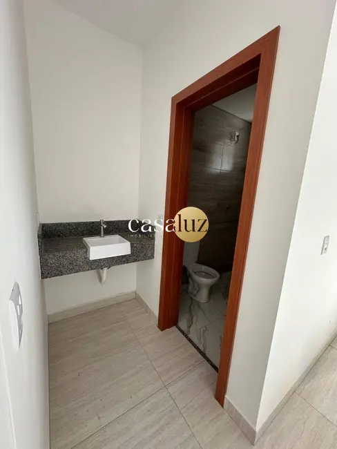 Foto 6 de Casa com 3 quartos à venda, 125m2 em Sarzedo - MG