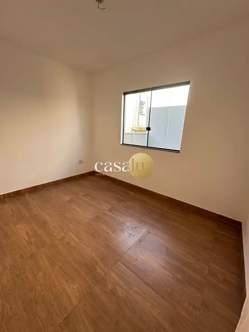 Foto 2 de Casa com 3 quartos à venda, 250m2 em Sarzedo - MG