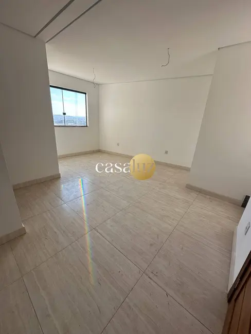 Foto 4 de Casa com 3 quartos à venda, 250m2 em Sarzedo - MG