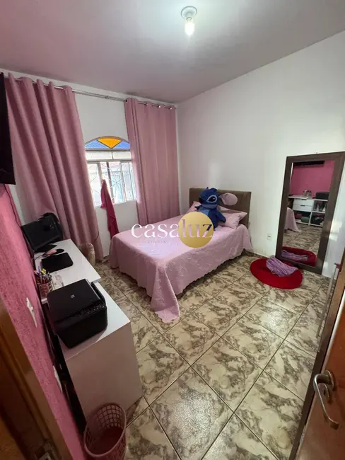 Foto 8 de Casa com 4 quartos à venda, 599m2 em Sarzedo - MG