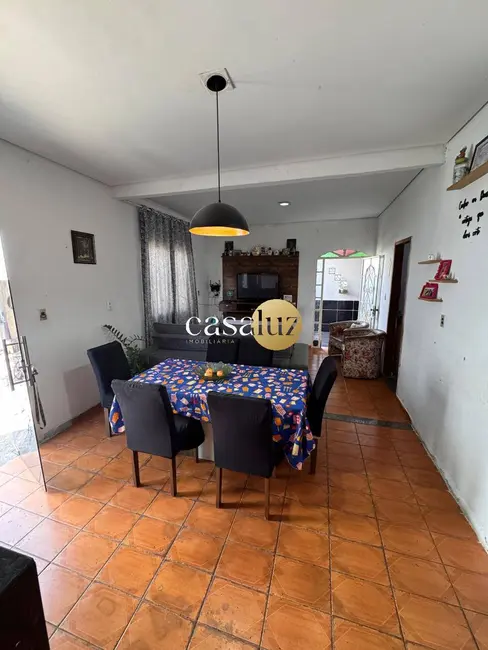 Casa com 2 quartos à venda, 300m2 em Jardim Nazareno, Betim - MG - imagem 2 Foto 2 de Casa com 2 quartos à venda, 300m2 em Jardim Nazareno, Betim - MG