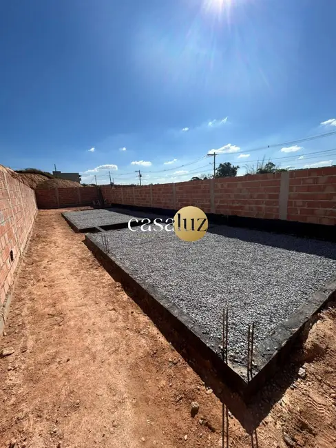 Foto 2 de Casa com 3 quartos à venda, 179m2 em Sarzedo - MG
