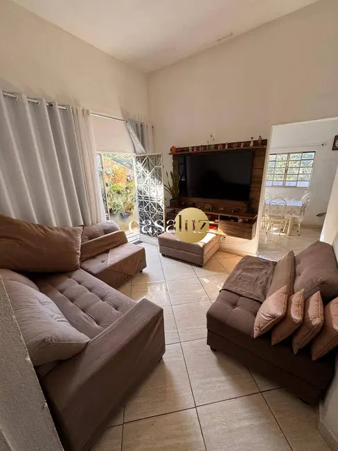 Foto 1 de Casa com 3 quartos à venda, 300m2 em Guanabara (Parque Durval de Barros), Ibirite - MG