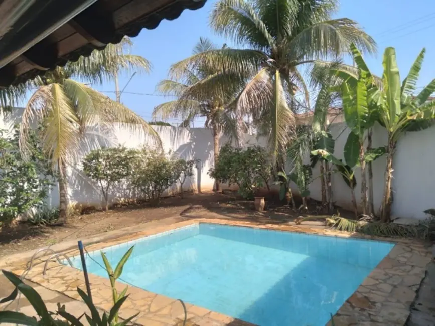 Foto 2 de Casa de Condomínio com 4 quartos à venda, 550m2 em Boa Esperança, Cuiaba - MT