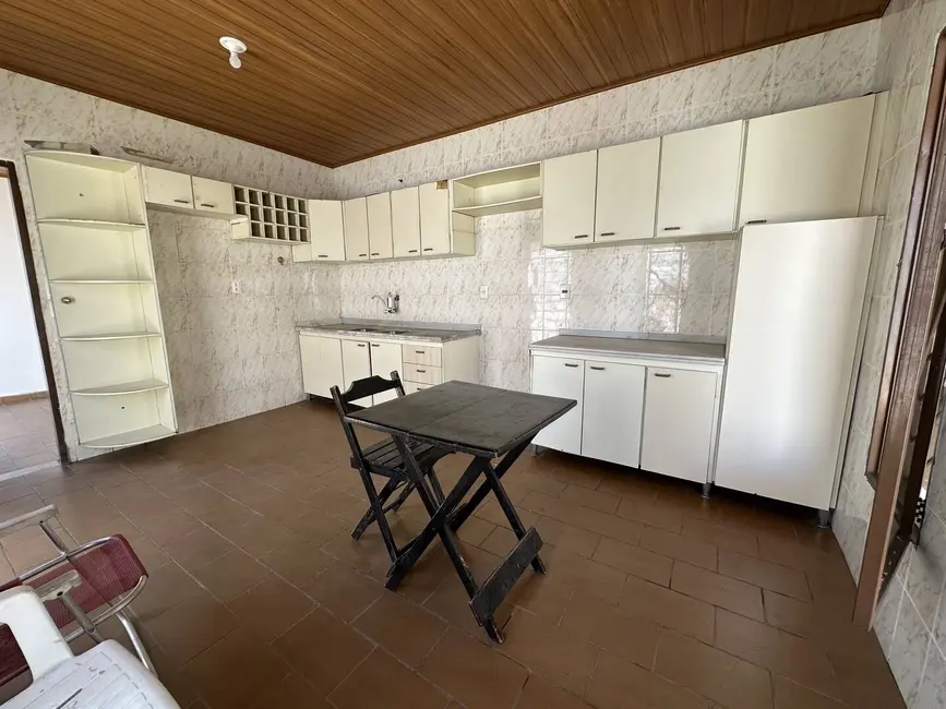 Casa com 4 quartos à venda, 235m2 em Jardim Shangri-Lá, Cuiaba - MT - imagem 6 Foto 6 de Casa com 4 quartos à venda, 235m2 em Jardim Shangri-Lá, Cuiaba - MT