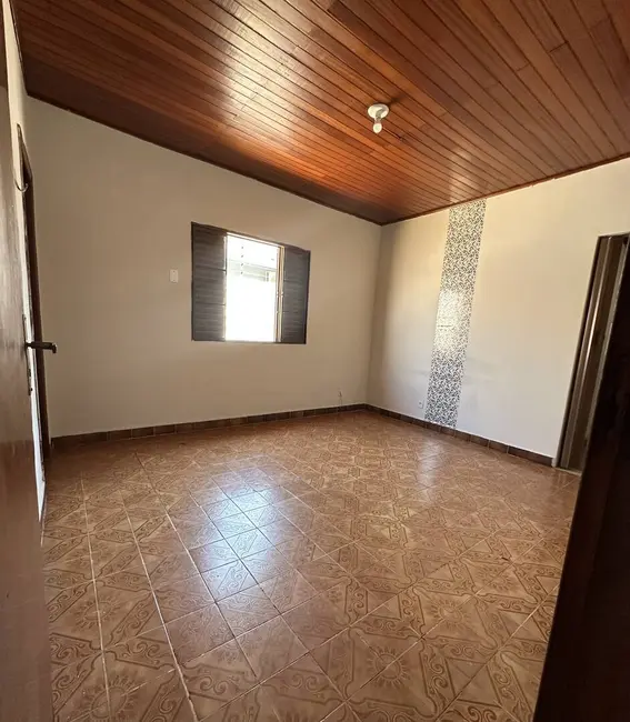 Casa com 4 quartos à venda, 235m2 em Jardim Shangri-Lá, Cuiaba - MT - imagem 9 Foto 9 de Casa com 4 quartos à venda, 235m2 em Jardim Shangri-Lá, Cuiaba - MT