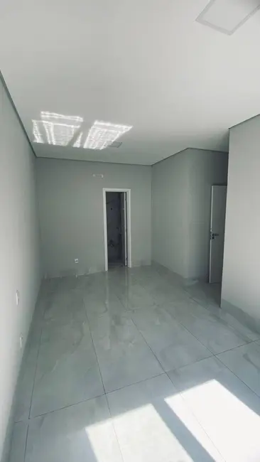 Casa com 3 quartos à venda, 250m2 em Cuiaba - MT - imagem 5 Foto 5 de Casa com 3 quartos à venda, 250m2 em Cuiaba - MT