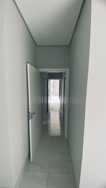 Casa com 3 quartos à venda, 250m2 em Cuiaba - MT - imagem 3 Foto 3 de Casa com 3 quartos à venda, 250m2 em Cuiaba - MT