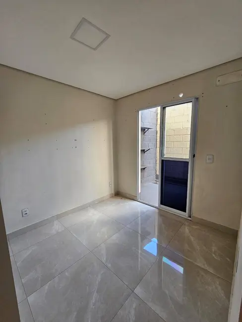 Casa com 3 quartos à venda, 1100m2 em Poção, Cuiaba - MT - imagem 5 Foto 5 de Casa com 3 quartos à venda, 1100m2 em Poção, Cuiaba - MT