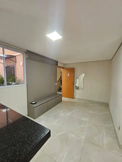 Casa com 3 quartos à venda, 1100m2 em Poção, Cuiaba - MT - imagem 1 Foto 1 de Casa com 3 quartos à venda, 1100m2 em Poção, Cuiaba - MT