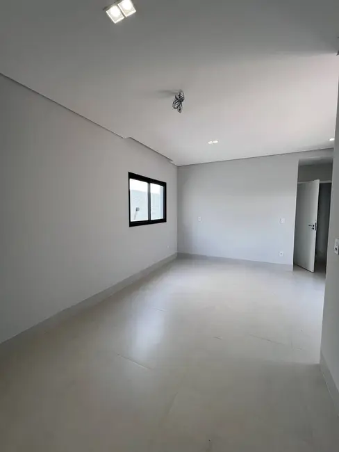 Foto 9 de Casa de Condomínio à venda, 160m2 em Cuiaba - MT