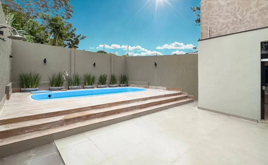 Casa com 3 quartos à venda, 192m2 em Santa Rosa, Cuiaba - MT - imagem 5 Foto 5 de Casa com 3 quartos à venda, 192m2 em Santa Rosa, Cuiaba - MT