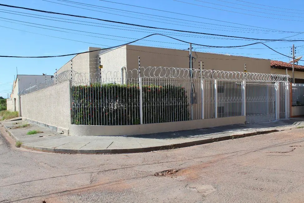 Casa com 3 quartos à venda, 287m2 em Morada do Ouro, Cuiaba - MT - imagem 1 Foto 1 de Casa com 3 quartos à venda, 287m2 em Morada do Ouro, Cuiaba - MT