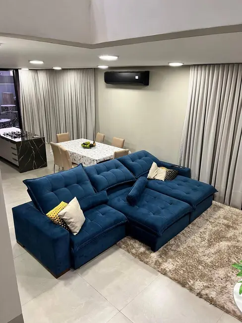 Casa com 3 quartos à venda, 250m2 em Cuiaba - MT - imagem 2 Foto 2 de Casa com 3 quartos à venda, 250m2 em Cuiaba - MT