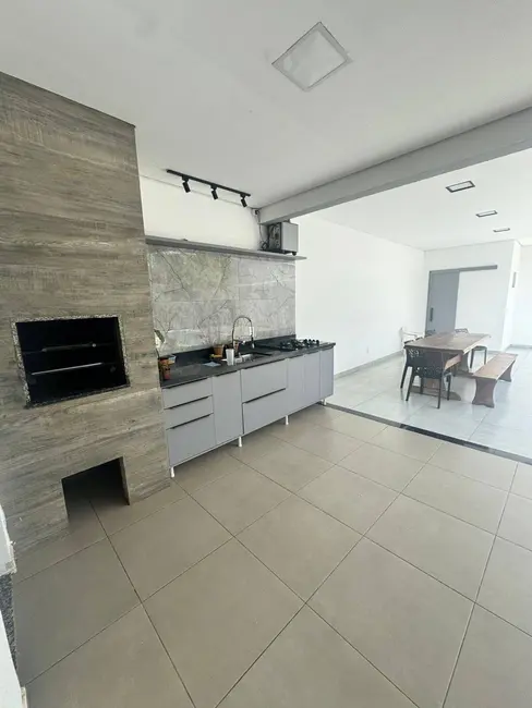 Foto 4 de Casa com 3 quartos para alugar, 300m2 em Coophema, Cuiaba - MT