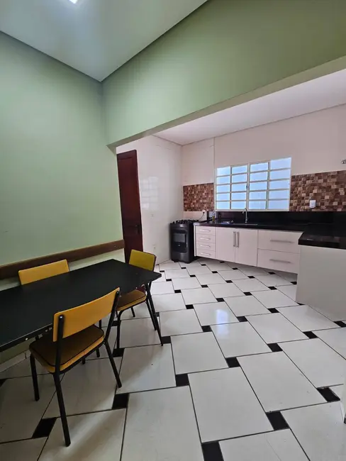 Foto 3 de Casa para alugar, 322m2 em Boa Esperança, Cuiaba - MT