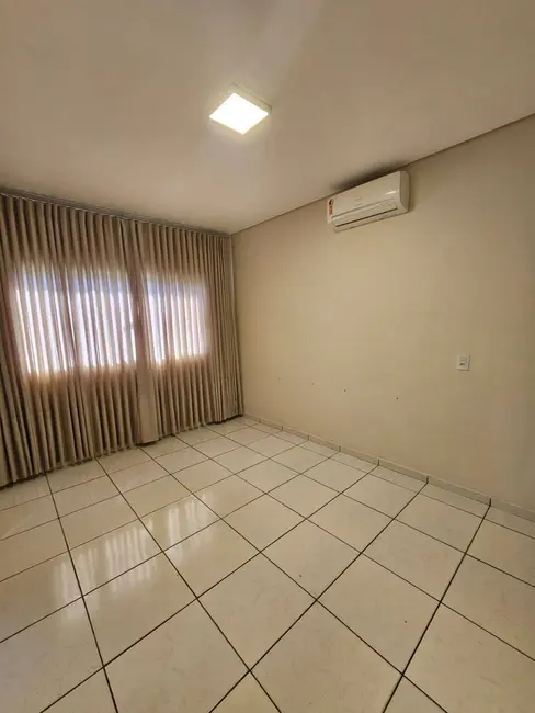Foto 5 de Casa para alugar, 322m2 em Boa Esperança, Cuiaba - MT