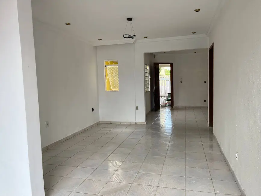 Apartamento com 3 quartos à venda, 66m2 em Jardim das Palmeiras, Cuiaba - MT - imagem 3 Foto 3 de Apartamento com 3 quartos à venda, 66m2 em Jardim das Palmeiras, Cuiaba - MT