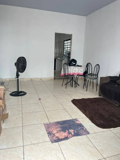 Casa com 2 quartos à venda, 250m2 em Doutor Fábio Leite II, Cuiaba - MT - imagem 6 Foto 6 de Casa com 2 quartos à venda, 250m2 em Doutor Fábio Leite II, Cuiaba - MT