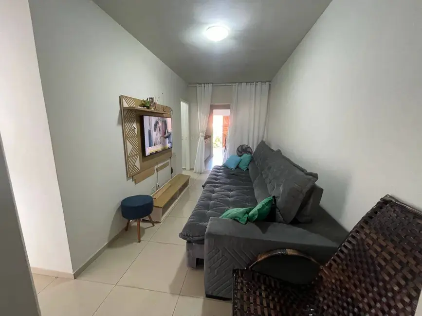 Foto 1 de Casa com 2 quartos à venda, 90m2 em Jardim Imperial, Cuiaba - MT