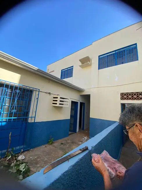 Foto 4 de Casa com 7 quartos à venda, 190m2 em Centro-Norte, Cuiaba - MT