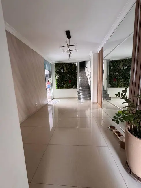 Casa com 4 quartos à venda, 360m2 em Jardim Shangri-Lá, Cuiaba - MT - imagem 9 Foto 9 de Casa com 4 quartos à venda, 360m2 em Jardim Shangri-Lá, Cuiaba - MT