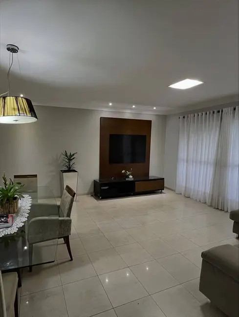 Apartamento com 3 quartos à venda, 116m2 em Alvorada, Cuiaba - MT - imagem 8 Foto 8 de Apartamento com 3 quartos à venda, 116m2 em Alvorada, Cuiaba - MT