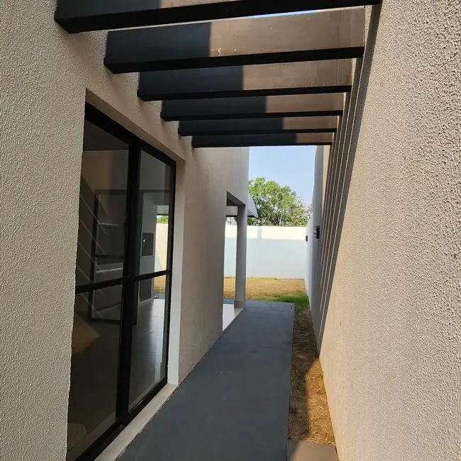 Casa com 3 quartos à venda, 135m2 em Jardim Tropical, Cuiaba - MT - imagem 6 Foto 6 de Casa com 3 quartos à venda, 135m2 em Jardim Tropical, Cuiaba - MT