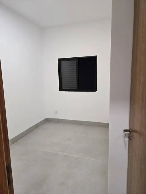 Casa com 3 quartos à venda, 122m2 em Santa Cruz, Cuiaba - MT - imagem 2 Foto 2 de Casa com 3 quartos à venda, 122m2 em Santa Cruz, Cuiaba - MT