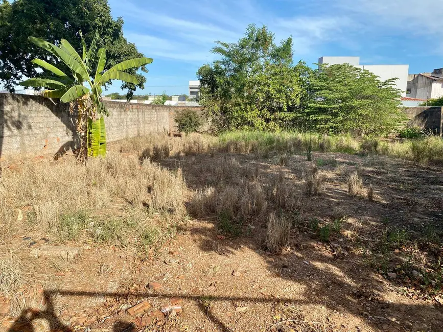Terreno / Lote à venda, 720m2 em Jardim Imperial, Cuiaba - MT - imagem 5 Foto 5 de Terreno / Lote à venda, 720m2 em Jardim Imperial, Cuiaba - MT