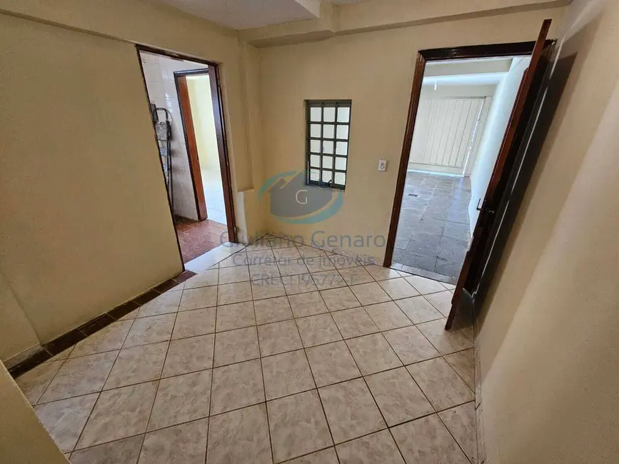 Casa com 2 quartos à venda, 89m2 em Jardim Santa Cruz, Salto - SP - imagem 8 Foto 8 de Casa com 2 quartos à venda, 89m2 em Jardim Santa Cruz, Salto - SP