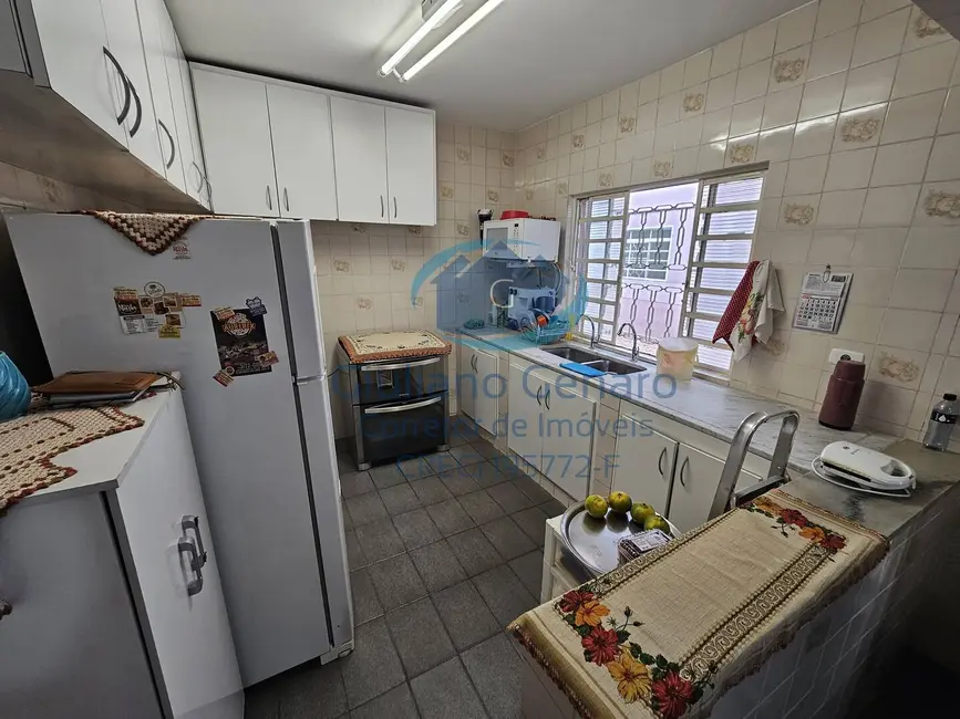 Foto 9 de Casa de Condomínio com 4 quartos à venda, 235m2 em Condomínio Zuleika Jabour, Salto - SP