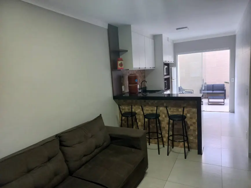 Foto 3 de Casa de Condomínio com 2 quartos à venda, 64m2 em Jardim Planalto, Salto - SP