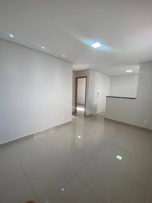 Foto 2 de Apartamento com 2 quartos à venda, 41m2 em Olaria, Salto - SP