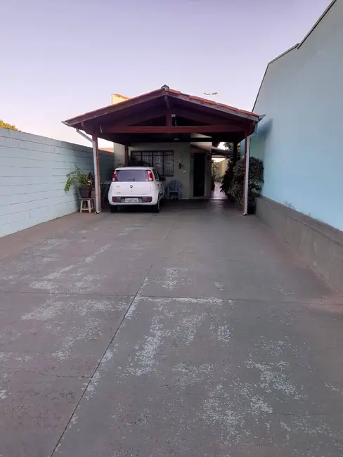 Foto 1 de Casa com 3 quartos à venda, 104m2 em Centro, Salto - SP