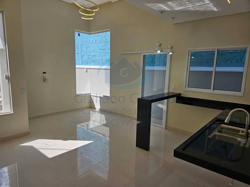 Foto 2 de Casa com 2 quartos à venda, 70m2 em Residencial Parque Laguna, Salto - SP