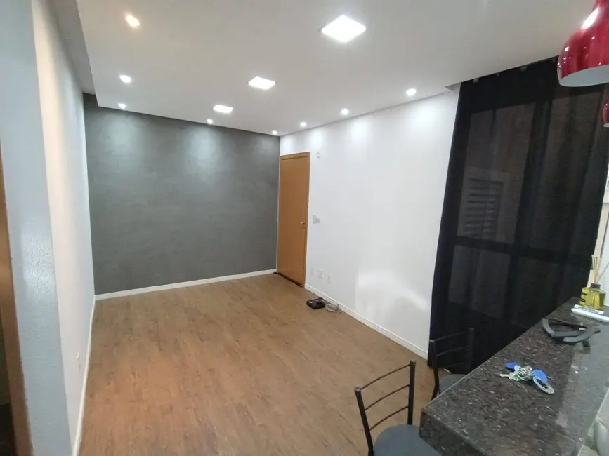 Foto 2 de Apartamento com 2 quartos à venda, 41m2 em Olaria, Salto - SP